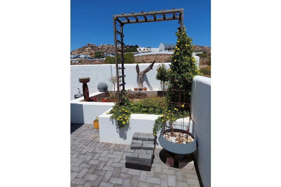 5 Bedroom Property for Sale in Da Gama Bay Western Cape